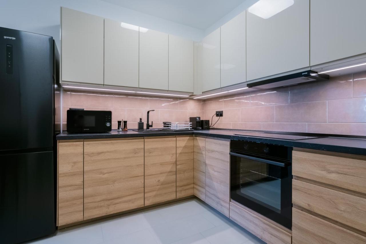 Fox Premium Apartment & Free Private Parking Budapest Exterior foto