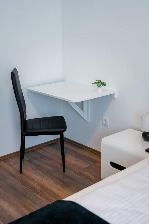 Fox Premium Apartment & Free Private Parking Budapest Exterior foto