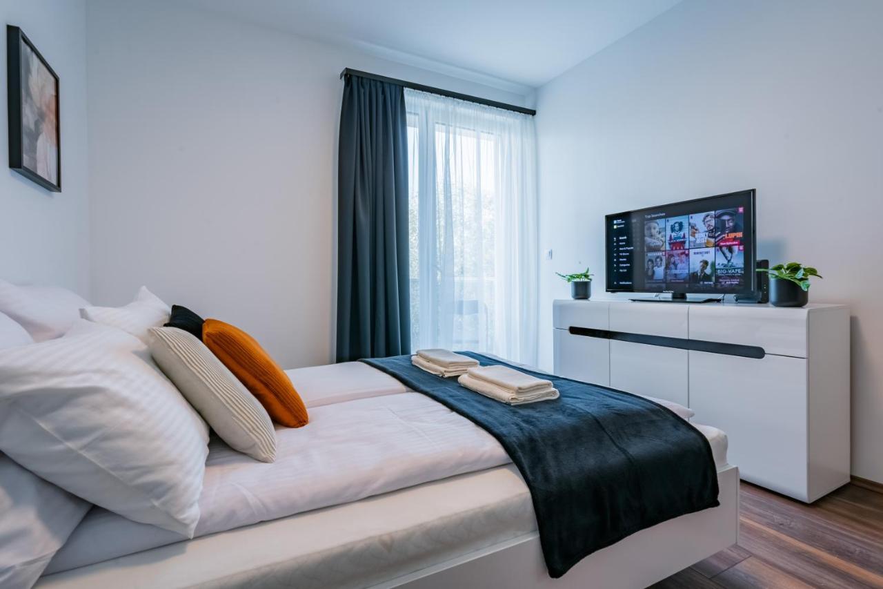 Fox Premium Apartment & Free Private Parking Budapest Exterior foto